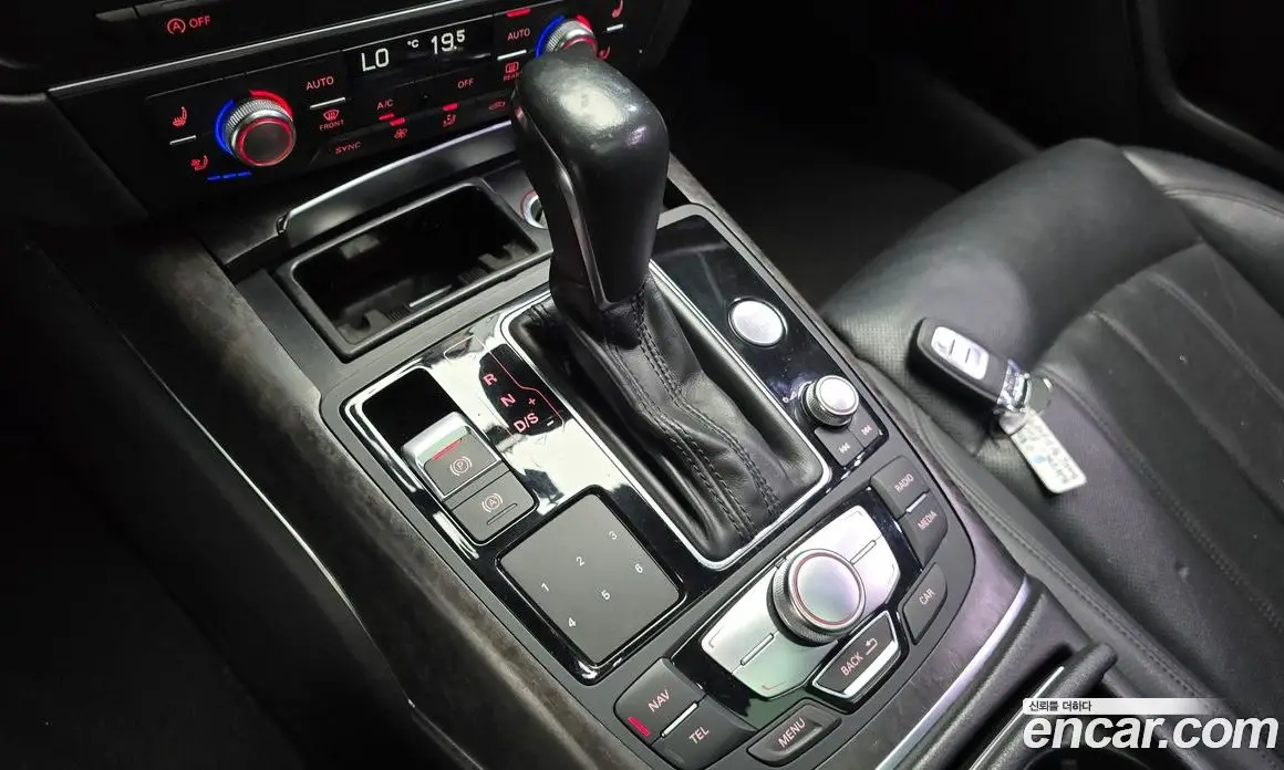Audi A6 2018 2.0 автомат (гидро), фото 9