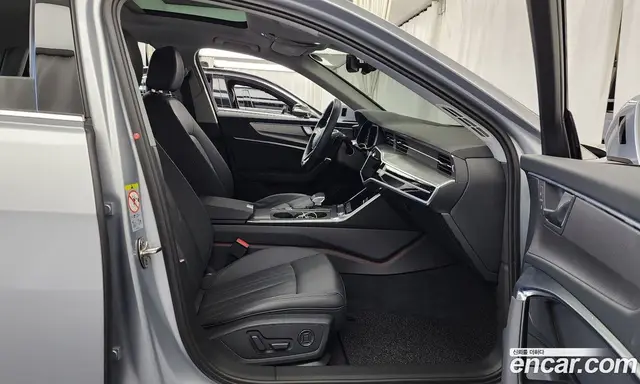 Audi A6 2020 2.0 автомат (гидро), миниатюра 11