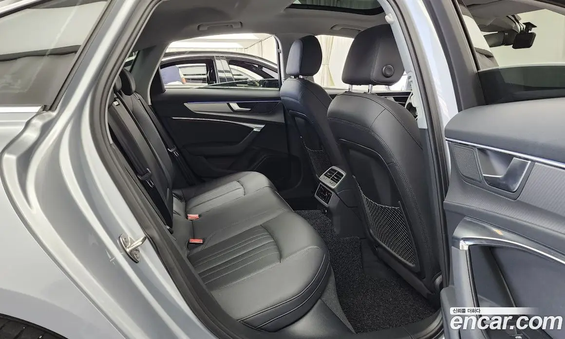 Audi A6 2020 2.0 автомат (гидро), фото 12