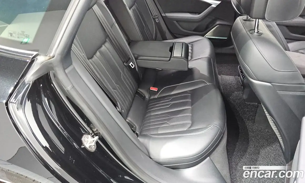 Audi A7 2021 3.0 автомат (гидро), фото 17