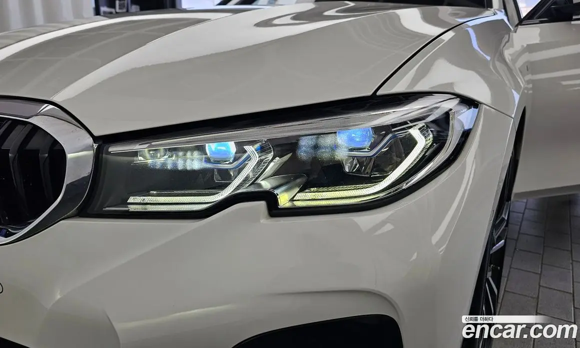 BMW 3 серия 2022 2.0 автомат (гидро), фото 8