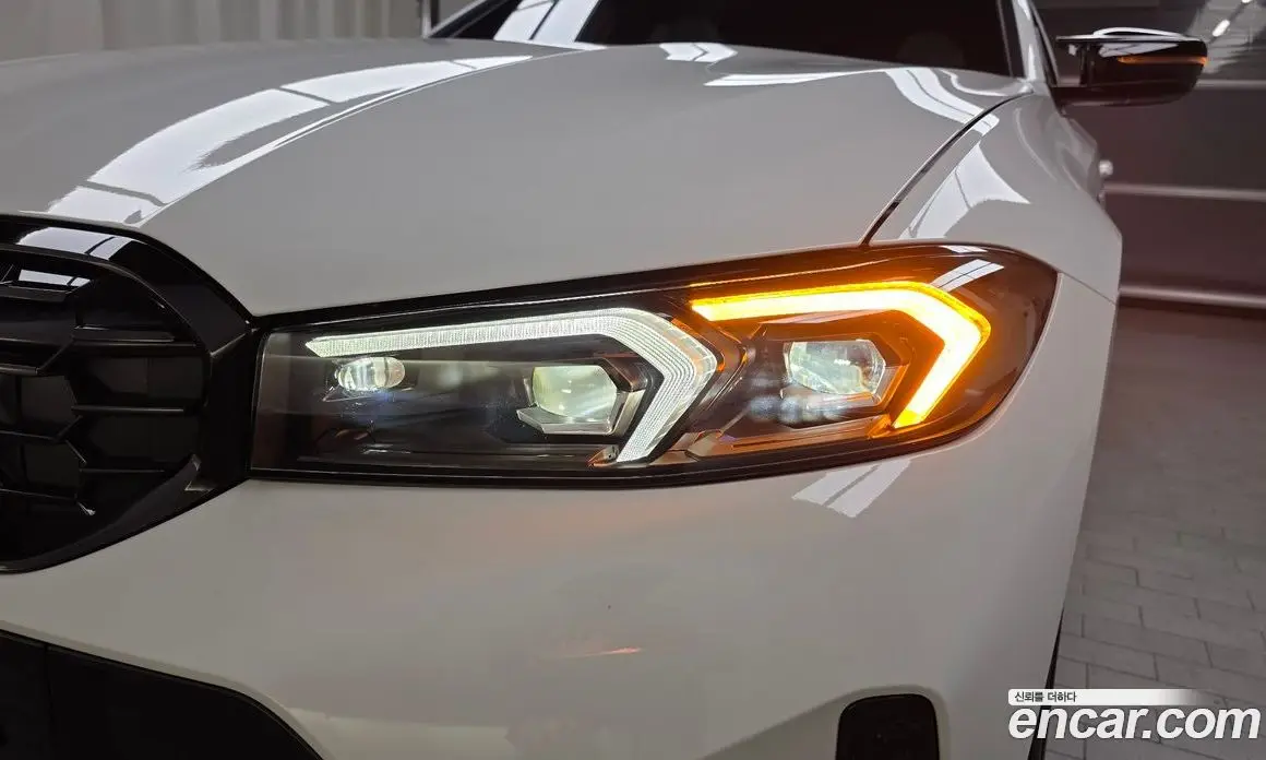 BMW 3 серия 2025 3.0 автомат (гидро), фото 8