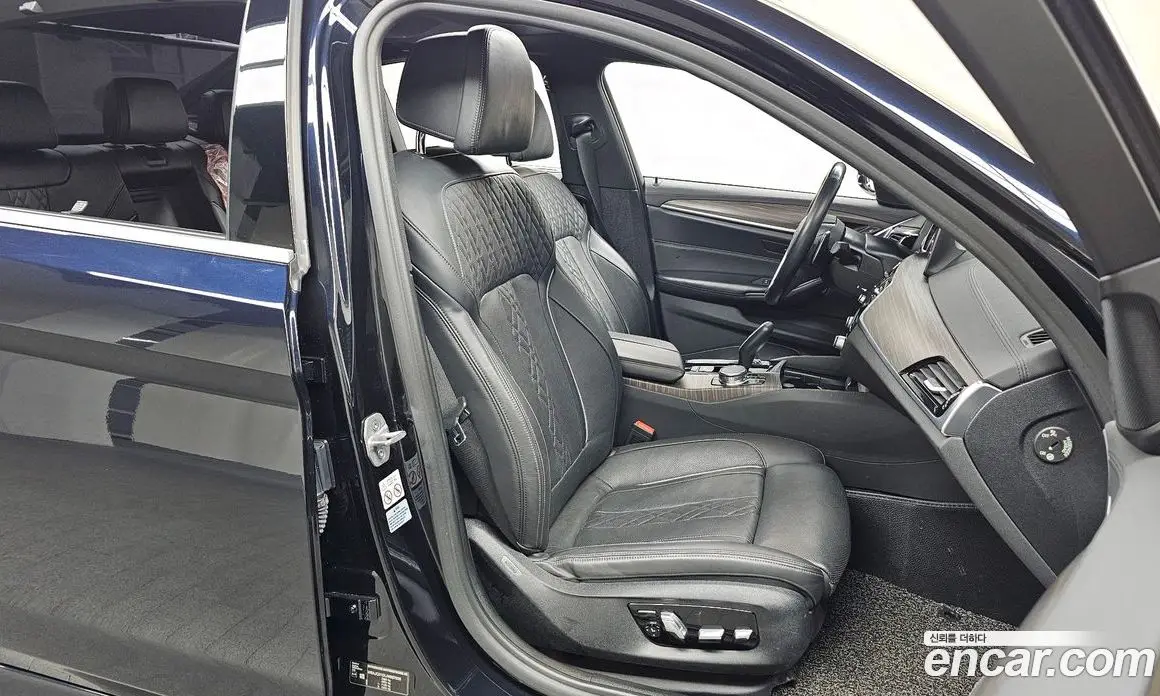 BMW 5 серия 2018 2.0 автомат (гидро), фото 15
