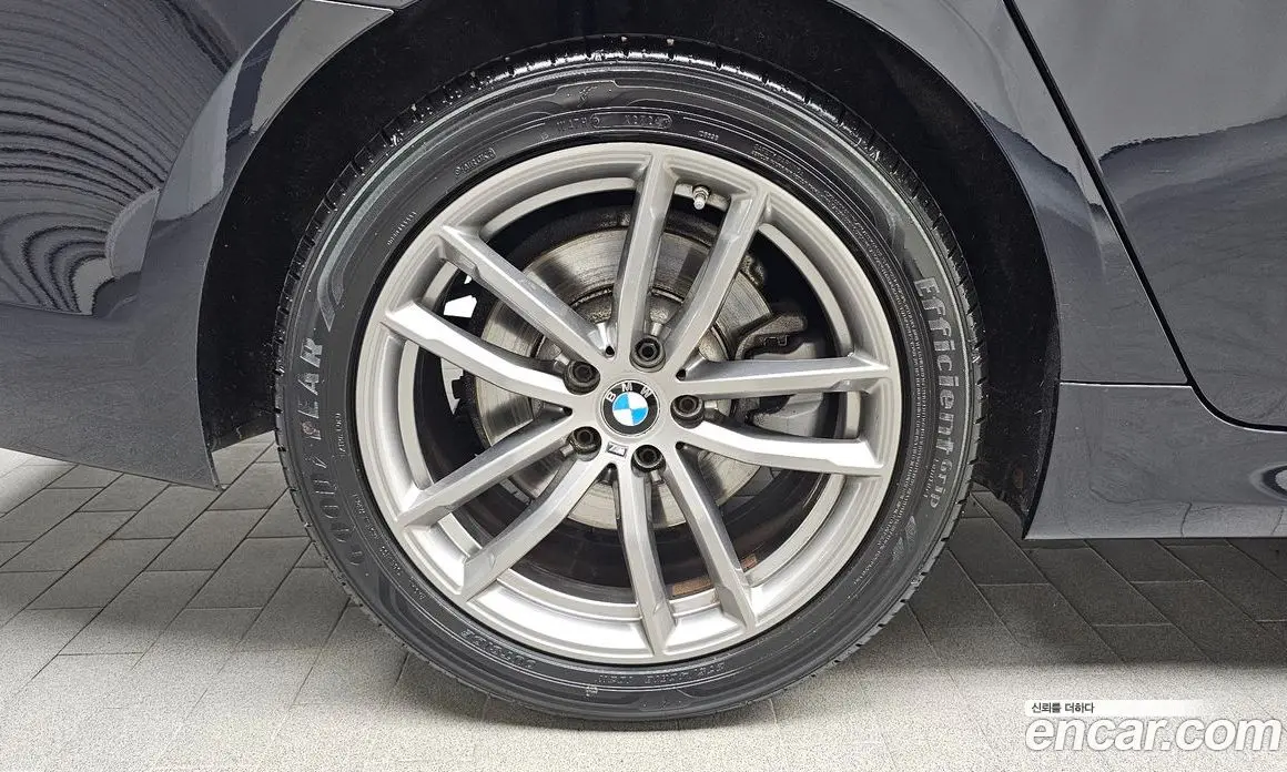 BMW 5 серия 2018 2.0 автомат (гидро), фото 5