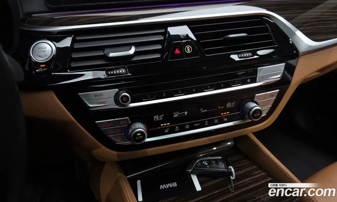 BMW 5 серия 2020 2.0 автомат (гидро), фото 23