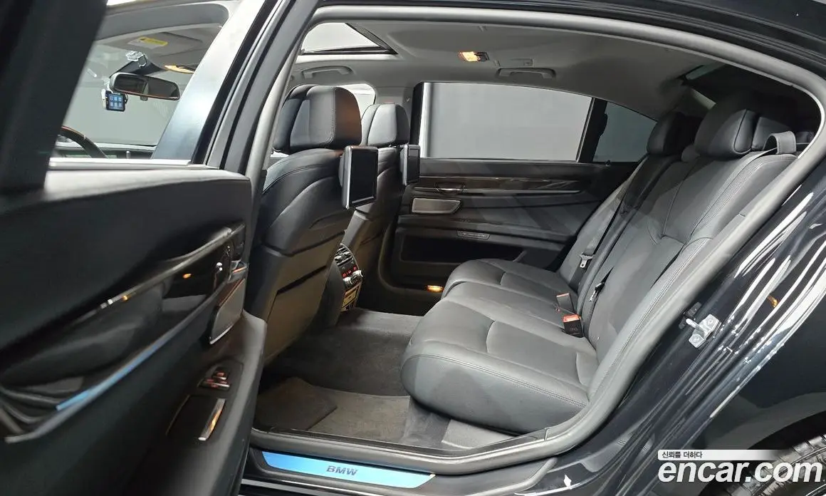 BMW 7 серия 2014 4.4 автомат (гидро), фото 12