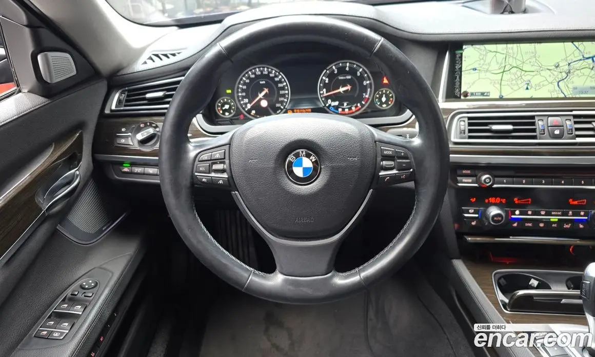 BMW 7 серия 2014 4.4 автомат (гидро), фото 13