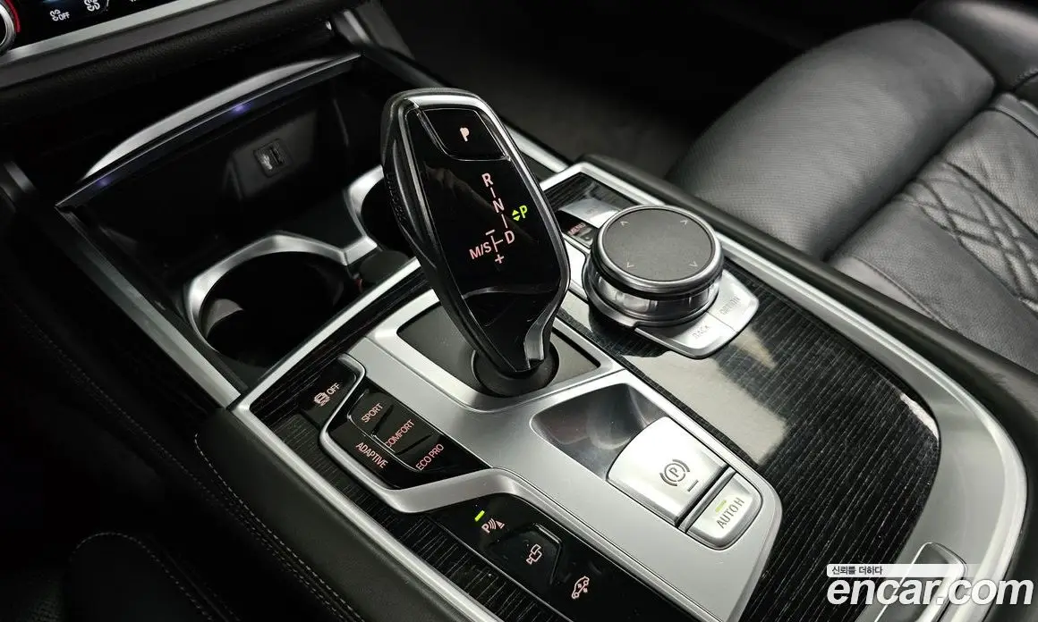 BMW 7 серия 2017 3.0 автомат (гидро), фото 9