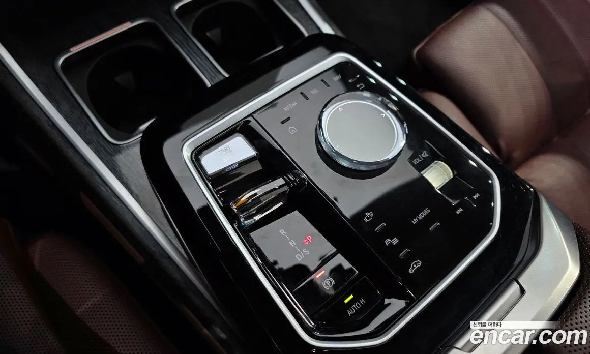 BMW 7 серия 2023 3.0 автомат (гидро), фото 12