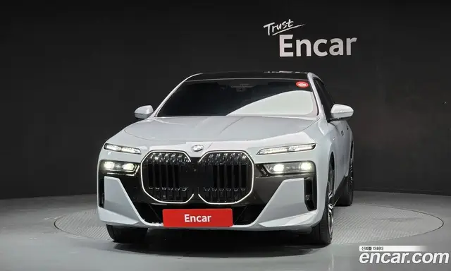 BMW 7 серия 2023 3.0 автомат (гидро), миниатюра 3