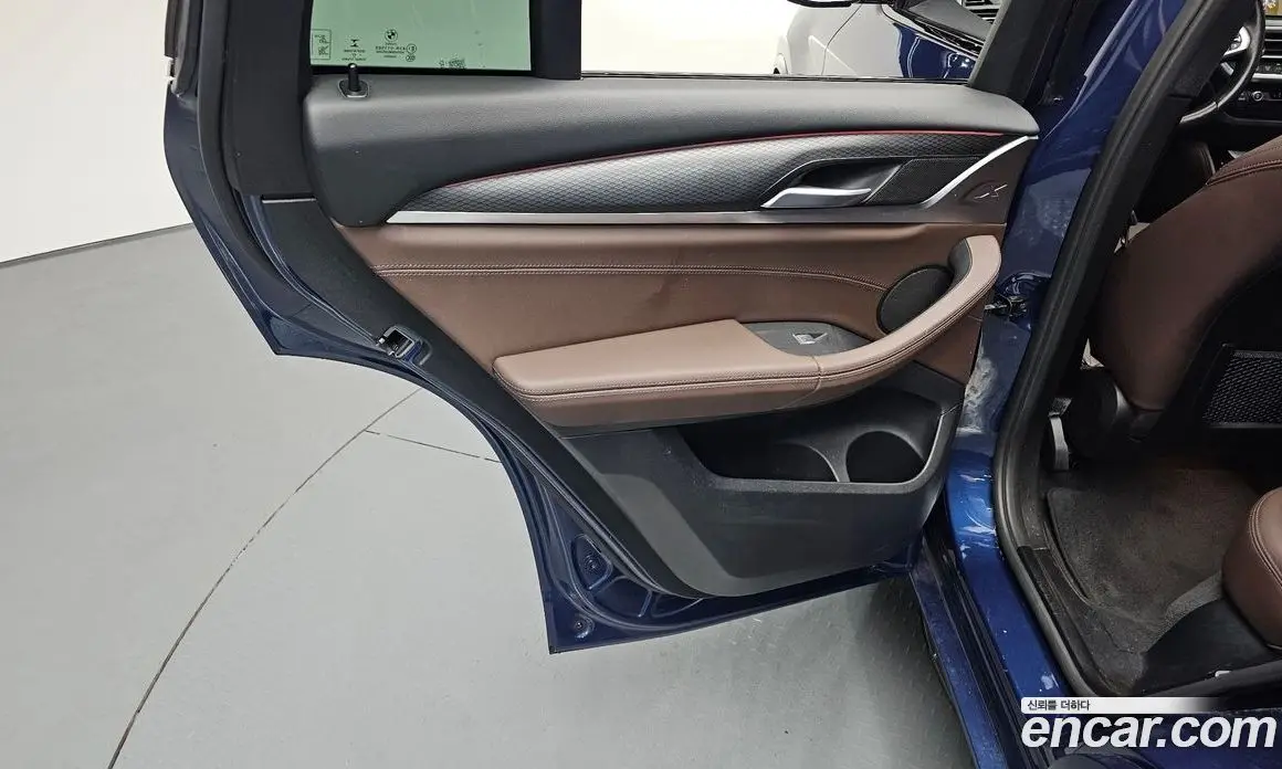 BMW X4 2022 2.0 автомат (гидро), фото 14