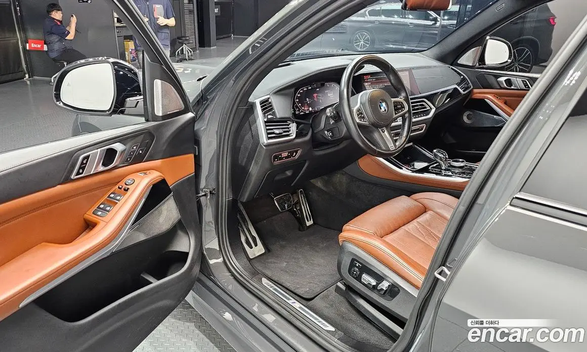 BMW X5 2023 3.0 автомат (гидро), фото 13