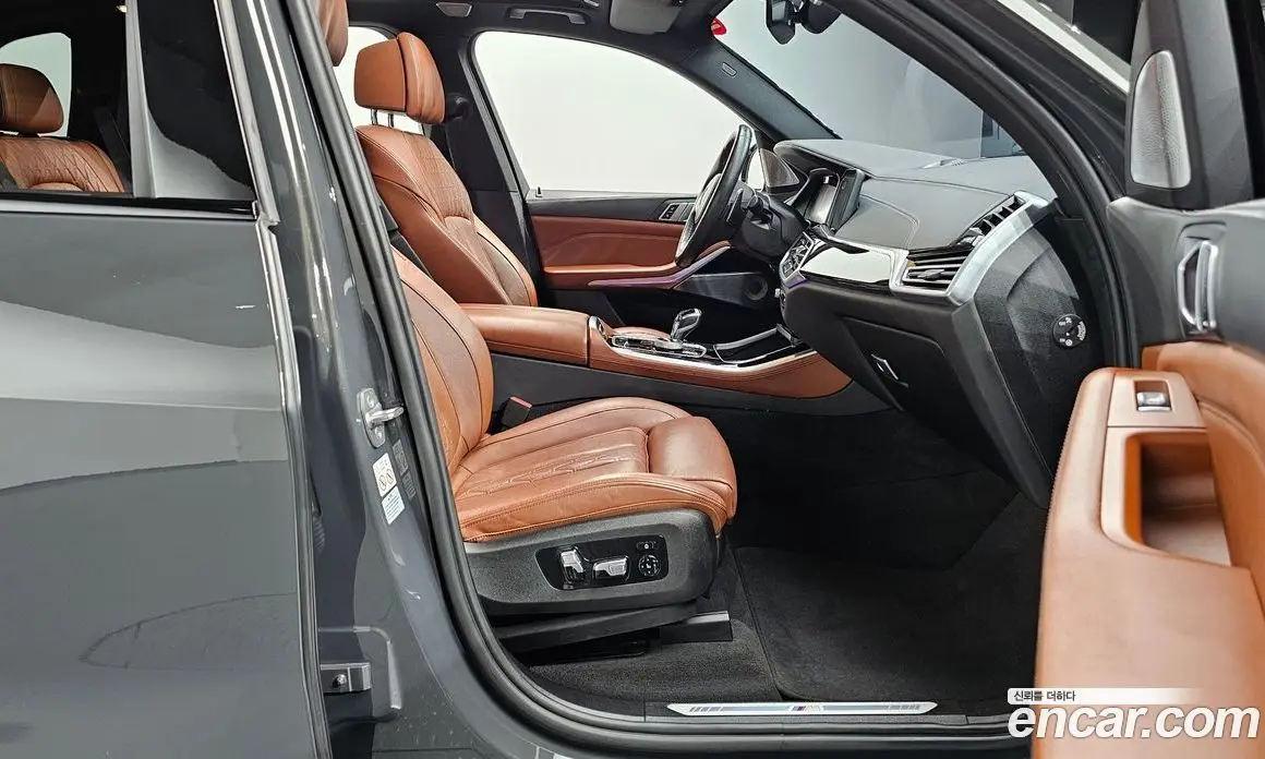 BMW X5 2023 3.0 автомат (гидро), фото 17
