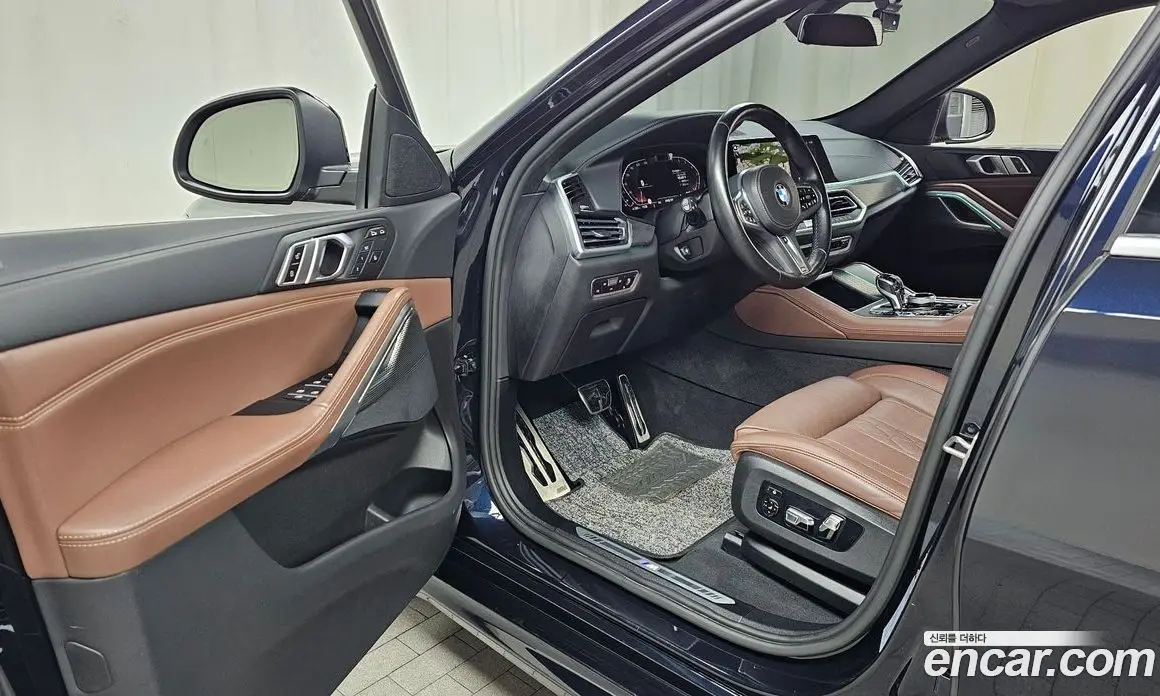 BMW X6 2022 3.0 автомат (гидро), фото 13