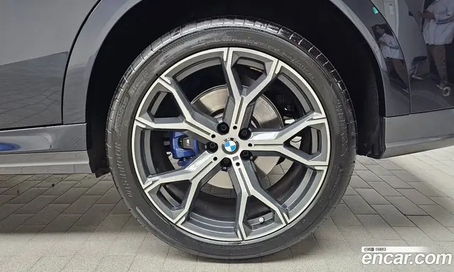 BMW X6 2022 3.0 автомат (гидро), миниатюра 7