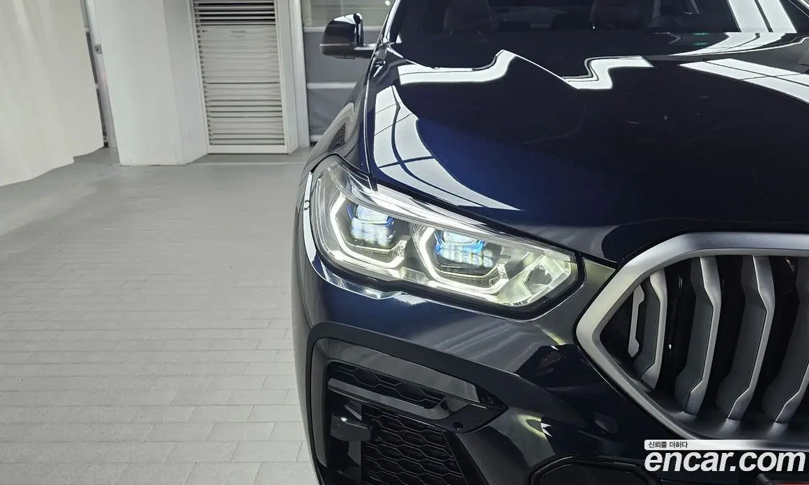 BMW X6 2022 3.0 автомат (гидро), фото 8