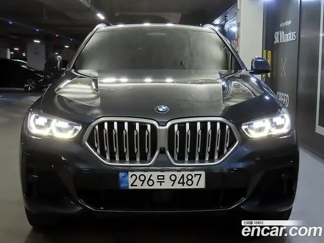 BMW X6 2022 3.0 автомат (гидро), миниатюра 2