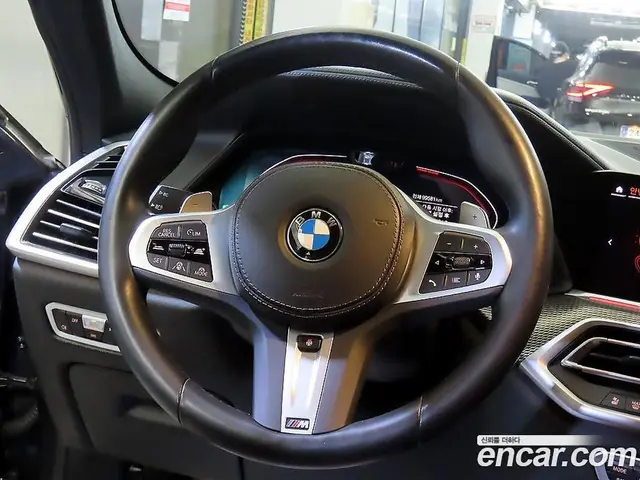 BMW X6 2022 3.0 автомат (гидро), миниатюра 8