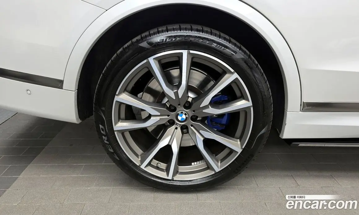 BMW X7 2020 4.4 автомат (гидро), фото 5