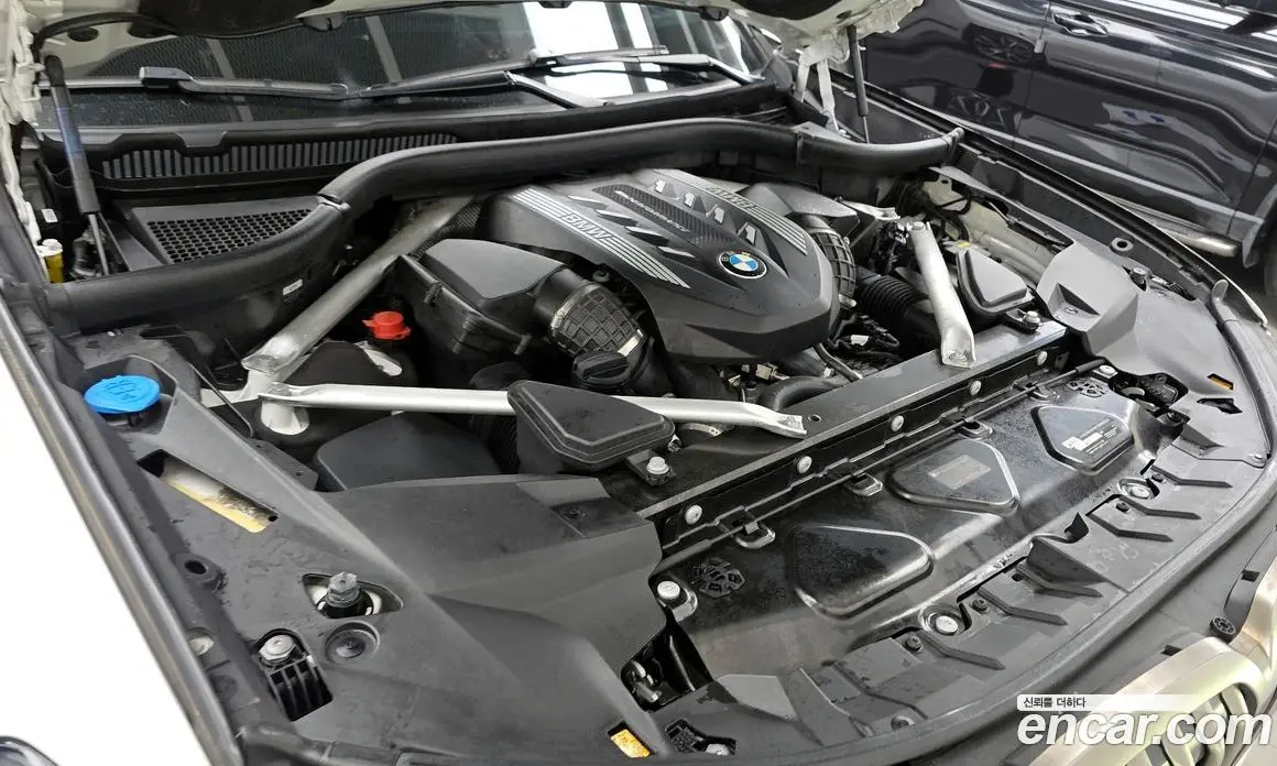 BMW X7 2020 4.4 автомат (гидро), фото 6