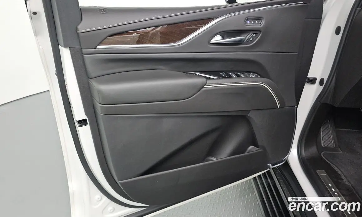 Cadillac Escalade 2021 6.2 автомат (гидро), фото 14 Cadillac Escalade 2021 6.2 автомат (гидро), фото 14