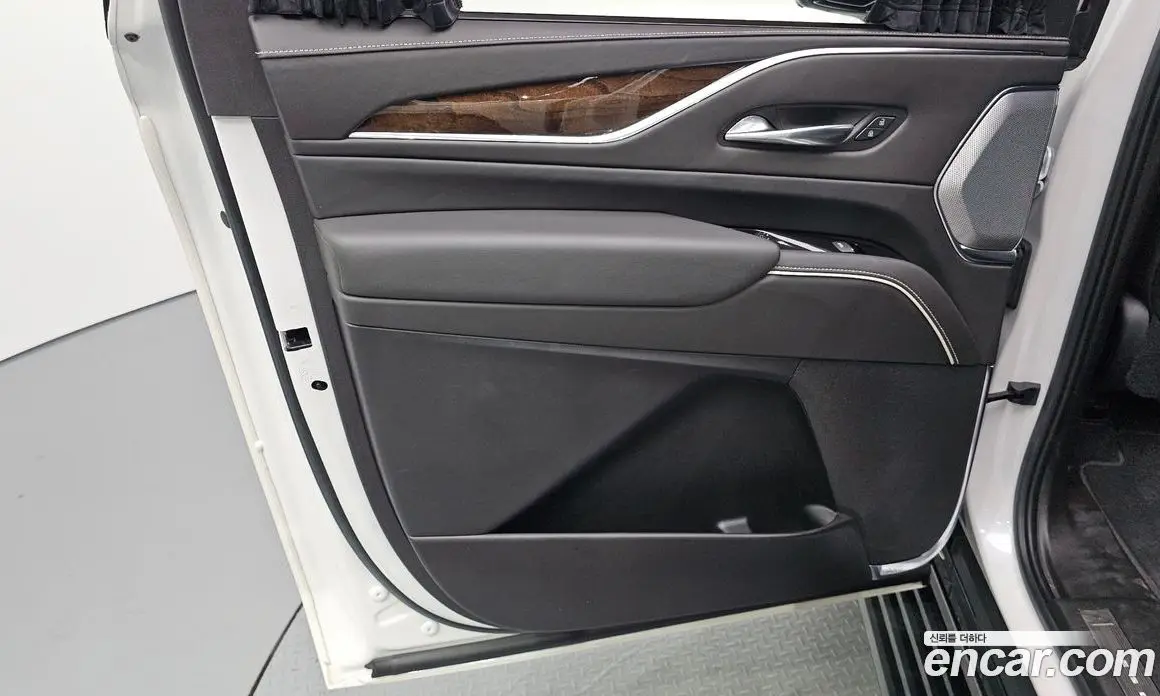 Cadillac Escalade 2021 6.2 автомат (гидро), фото 15 Cadillac Escalade 2021 6.2 автомат (гидро), фото 15