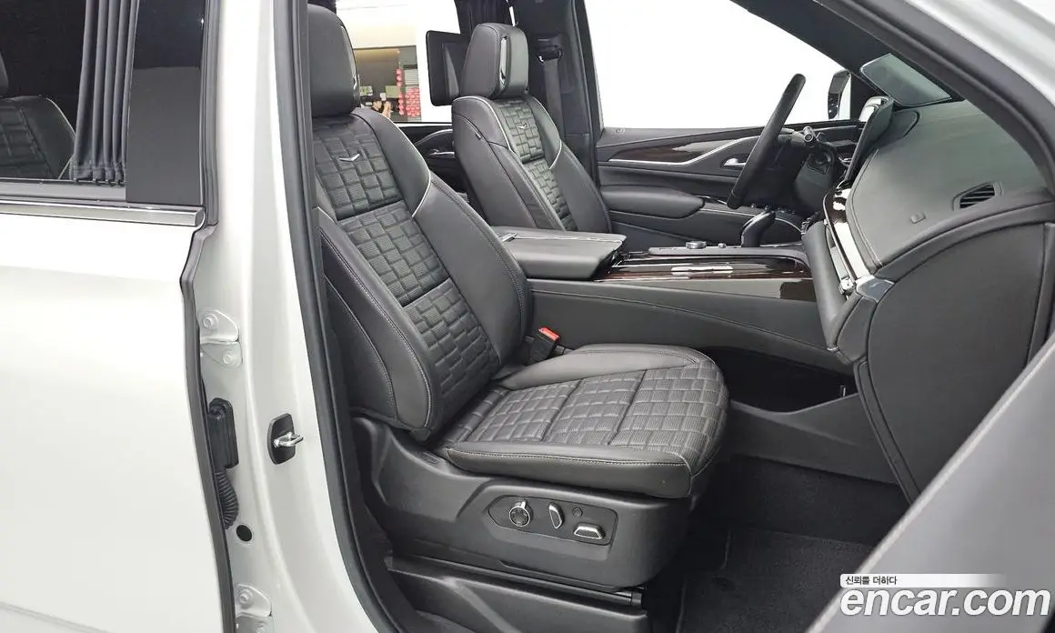 Cadillac Escalade 2021 6.2 автомат (гидро), фото 17 Cadillac Escalade 2021 6.2 автомат (гидро), фото 17