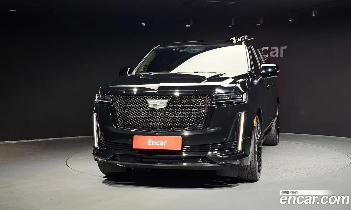 Cadillac Escalade 2023 6.2 автомат (гидро), фото 3 Cadillac Escalade 2023 6.2 автомат (гидро), фото 3