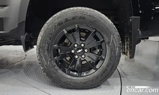 Chevrolet Colorado 2021 3.6 автомат (гидро), миниатюра 5