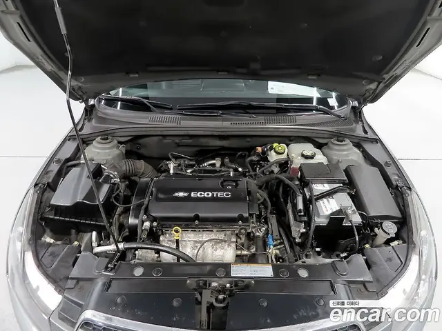 Chevrolet Cruze 2012 1.8 автомат (гидро), миниатюра 6