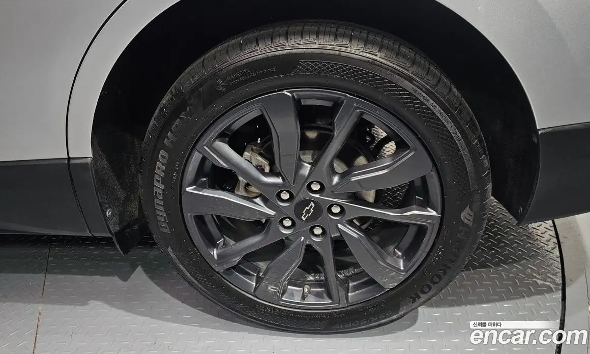 Chevrolet Equinox 2022 1.5 автомат (гидро), фото 7