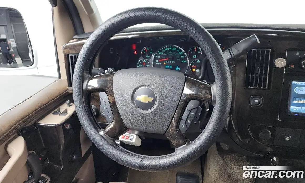 Chevrolet Express Van 2017 6.0 автомат (гидро), фото 15