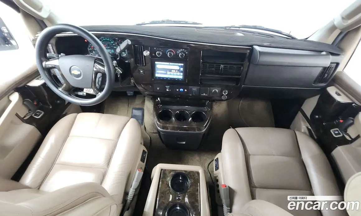 Chevrolet Express Van 2017 6.0 автомат (гидро), фото 7