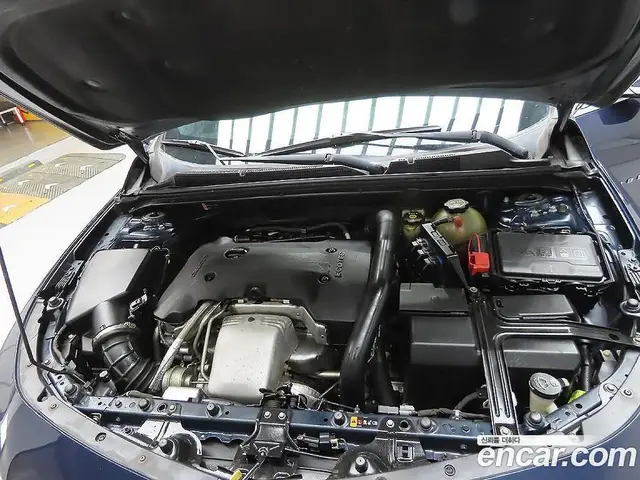 Chevrolet Malibu 2016 2.0 автомат (гидро), миниатюра 7