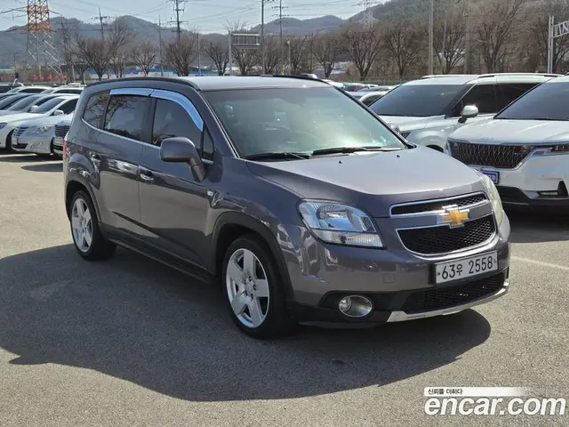 Chevrolet Orlando 2011 2.0 автомат (гидро), миниатюра 5