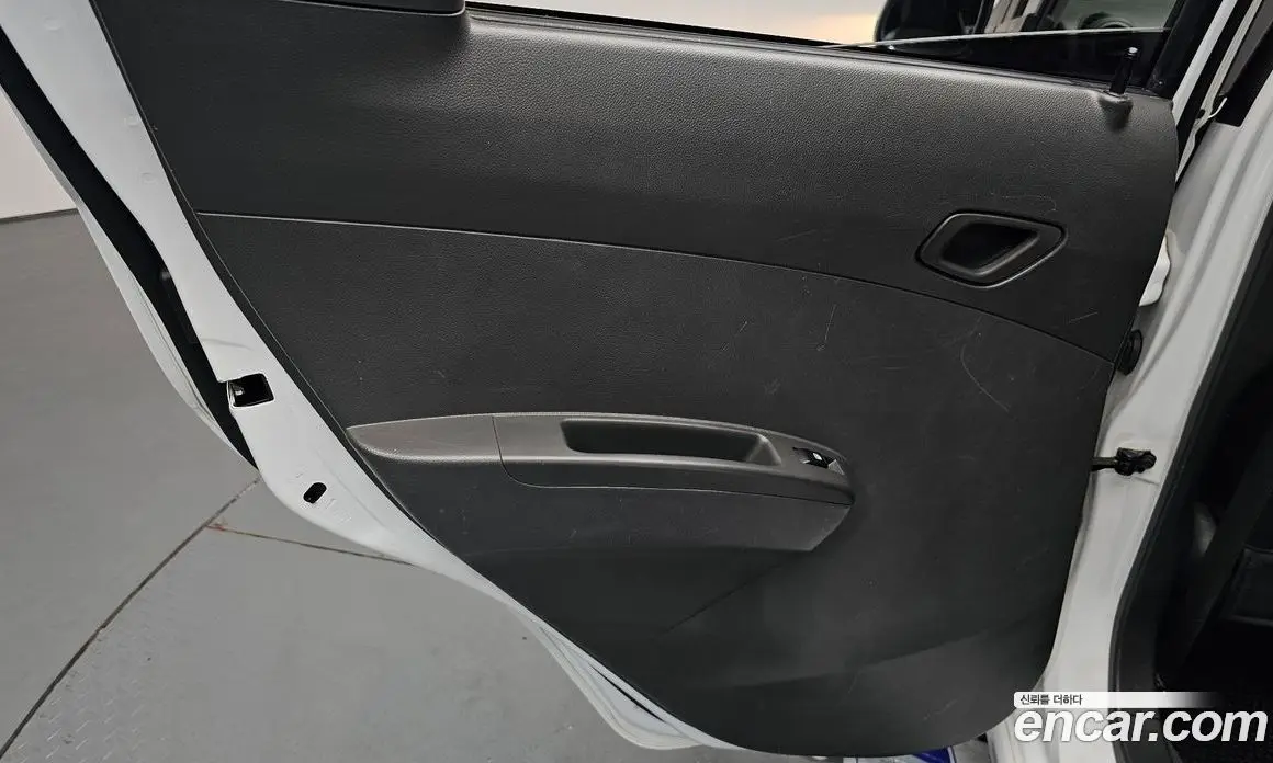 Chevrolet Spark 2011 1.0 автомат (гидро), фото 14