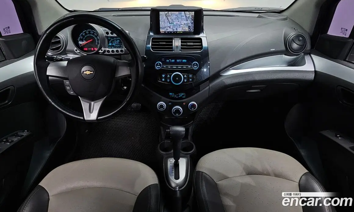 Chevrolet Spark 2011 1.0 автомат (гидро), фото 9