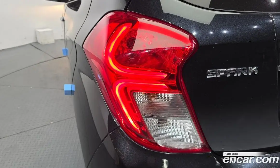 Chevrolet Spark 2015 1.0 автомат (гидро), фото 9
