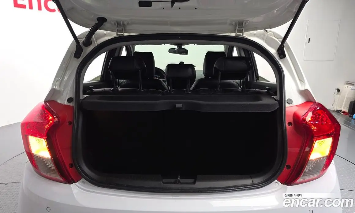 Chevrolet Spark 2016 1.0 автомат (гидро), фото 16