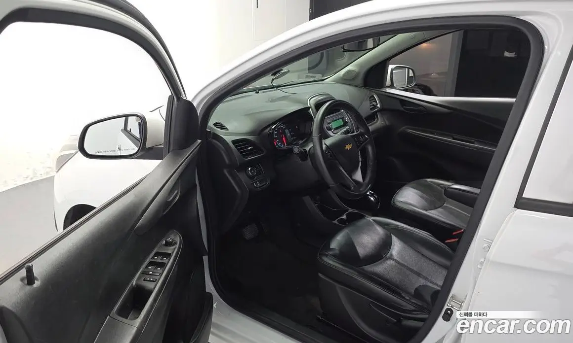 Chevrolet Spark 2016 1.0 автомат (гидро), фото 10