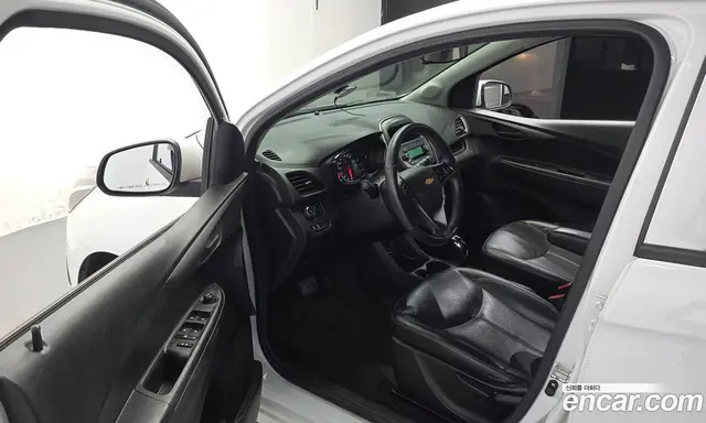 Chevrolet Spark 2016 1.0 автомат (гидро), миниатюра 10