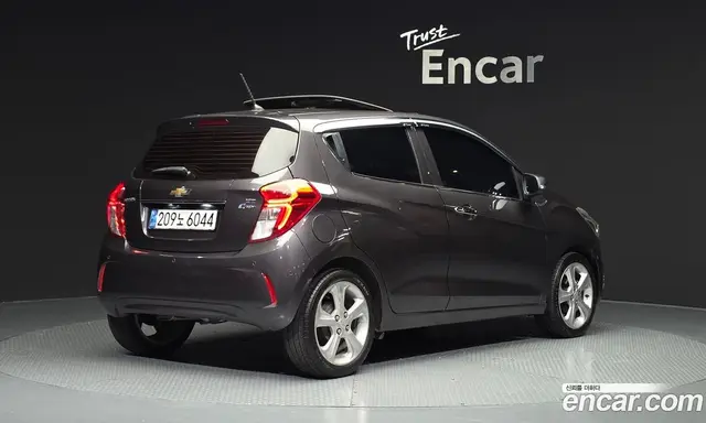 Chevrolet Spark 2016 1.0 автомат (гидро), миниатюра 2