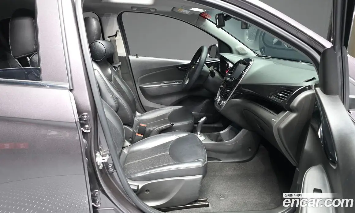 Chevrolet Spark 2016 1.0 автомат (гидро), фото 17