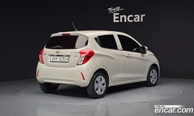 Chevrolet Spark 2016 1.0 автомат (гидро), миниатюра 2