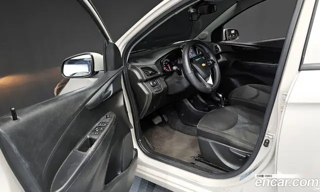 Chevrolet Spark 2016 1.0 автомат (гидро), миниатюра 10