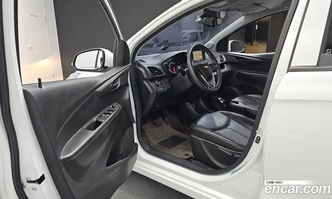Chevrolet Spark 2017 1.0 автомат (гидро), фото 13