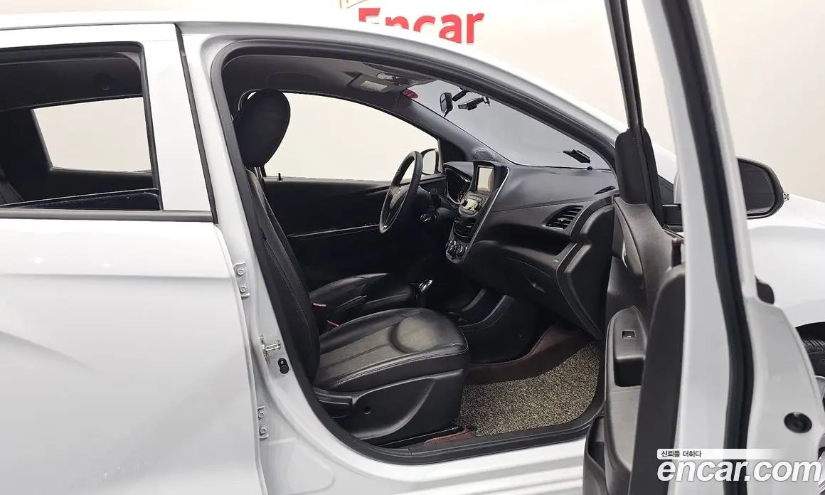 Chevrolet Spark 2017 1.0 автомат (гидро), фото 16