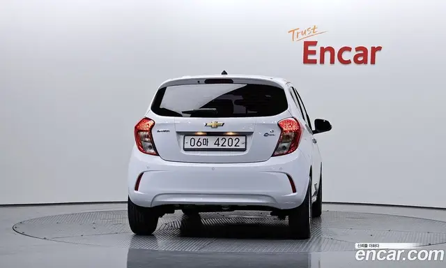 Chevrolet Spark 2017 1.0 автомат (гидро), миниатюра 4
