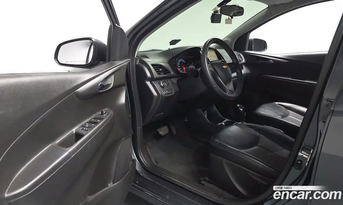 Chevrolet Spark 2017 1.0 автомат (гидро), фото 12