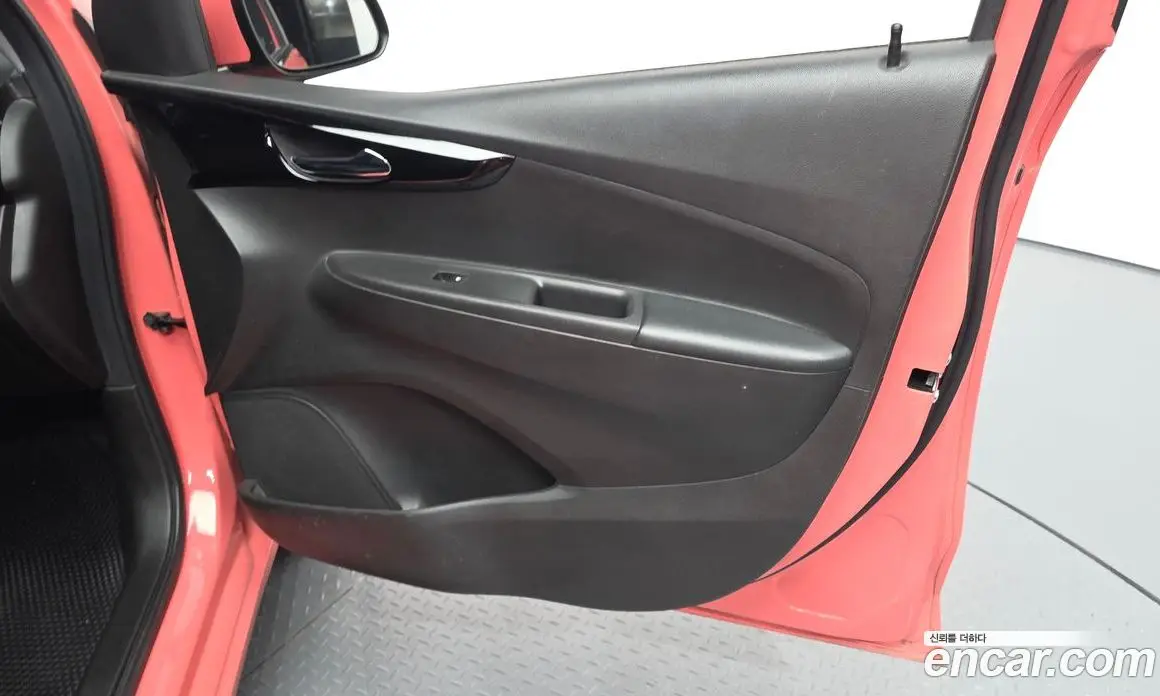 Chevrolet Spark 2017 1.0 автомат (гидро), фото 14